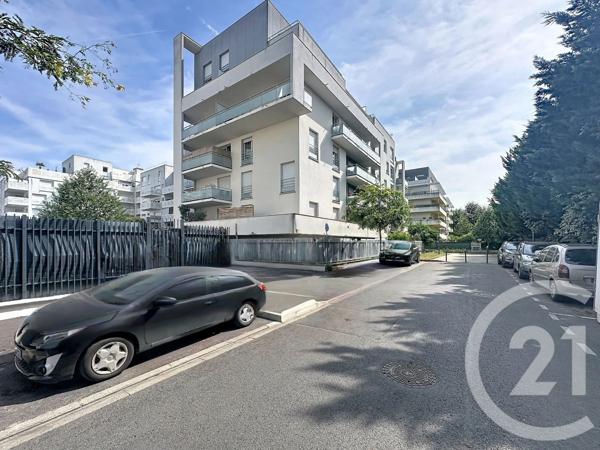 Appartement F2 à vendre  2 pièces - 40 m 2   CHOISY LE ROI  - 94