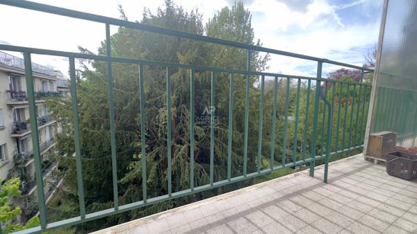 SEVRES BRANCAS - APPARTEMENT 3 CHAMBRES €449 000 ** - Référence 511-S