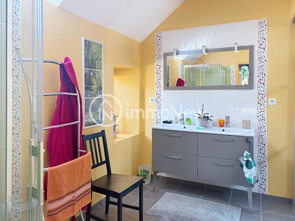 BELLE MAISON MITOYENNE 158 M2 DANS UN CADRE EXCEPTIONNEL