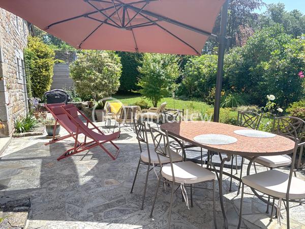 BELLE MAISON MITOYENNE 158 M2 DANS UN CADRE EXCEPTIONNEL