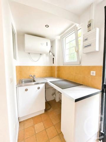 Appartement F2 à vendre  2 pièces - 22,41 m 2   LA PLAINE ST DENIS  - 93