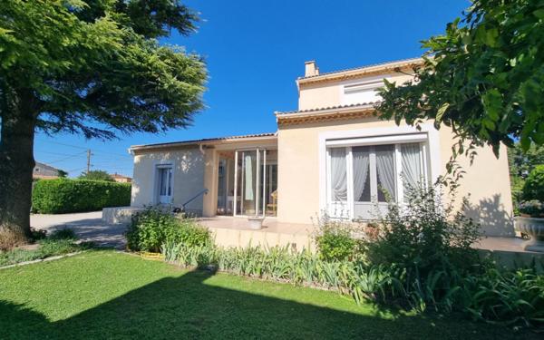 Maison à vendre    5 pièces •  Montfavet - Avignon