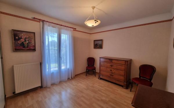 Maison à vendre    5 pièces •  Montfavet - Avignon