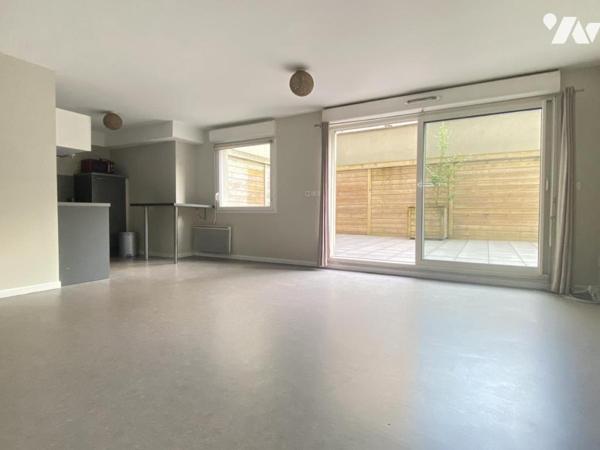 LILLE VAUBAN-CATHO T3 avec Terrasse et Parking