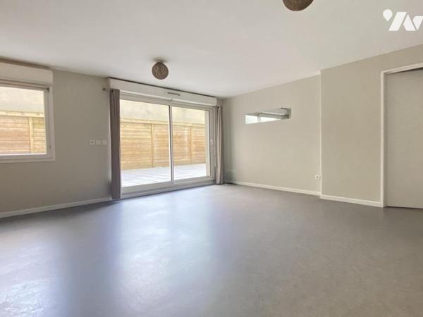 LILLE VAUBAN-CATHO T3 avec Terrasse et Parking