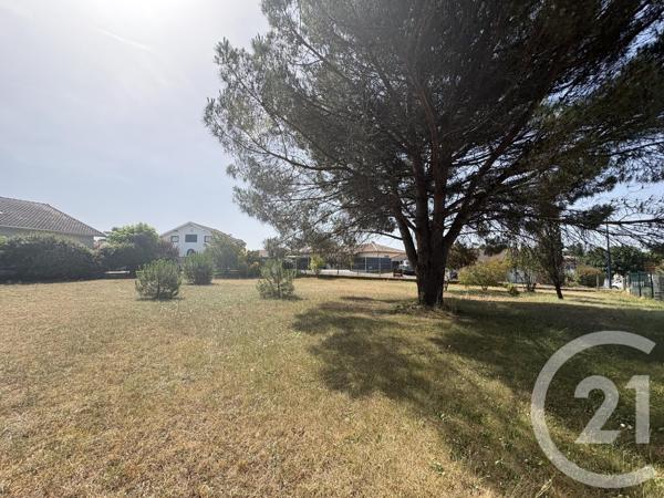 Terrain à vendre  531 m 2   ONDRES  - 40