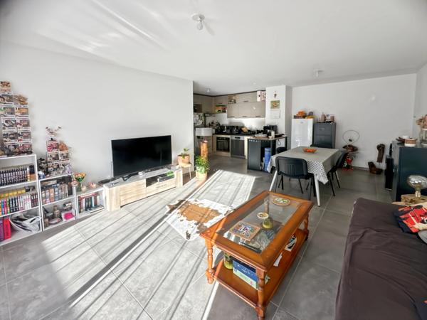 Appartement à vendre 3 pièces POISY (74)
