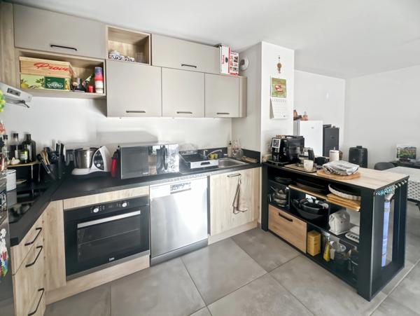 Appartement à vendre 3 pièces POISY (74)