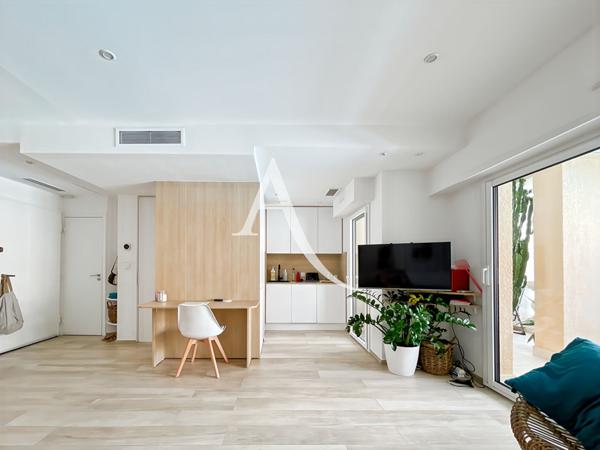 Studio 30 m2 avec terrasse et accès piscine - Le Cannet