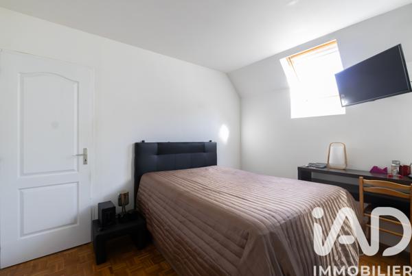 Maison à vendre 5 pièces 190 m² La Chapelle-Hugon