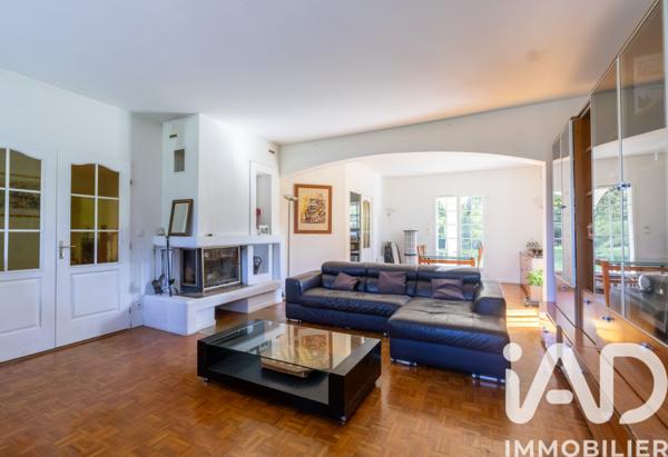 Maison à vendre 5 pièces 190 m² La Chapelle-Hugon