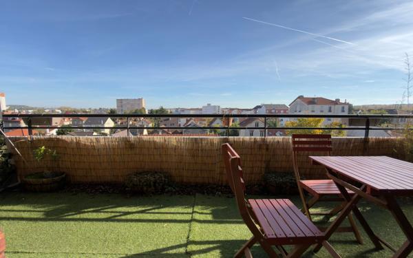 Appartement à vendre    4 pièces • 74,57 m2 Neuilly-sur-Marne