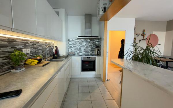 Appartement à vendre    4 pièces • 74,57 m2 Neuilly-sur-Marne