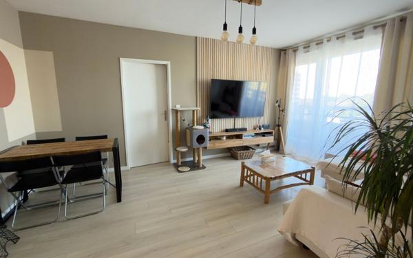 Appartement à vendre    4 pièces • 74,57 m2 Neuilly-sur-Marne