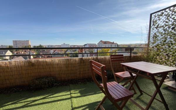 Appartement à vendre    4 pièces • 74,57 m2 Neuilly-sur-Marne