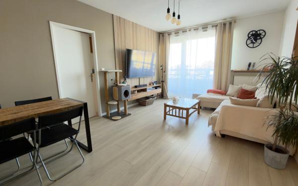 Appartement à vendre    4 pièces • 74,57 m2 Neuilly-sur-Marne