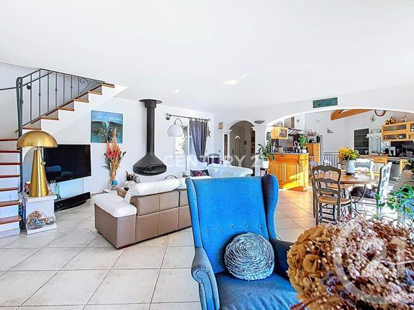 Maison à vendre  6 pièces - 157,26 m2 ST ZACHARIE - 83