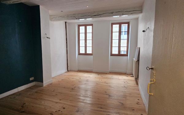 Maison à vendre    6 pièces •  Gimont