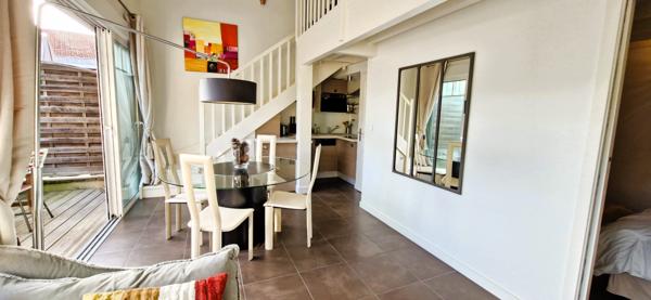 LE MOULLEAU : Charmant Duplex T3 + Terrasse, parking et cellier