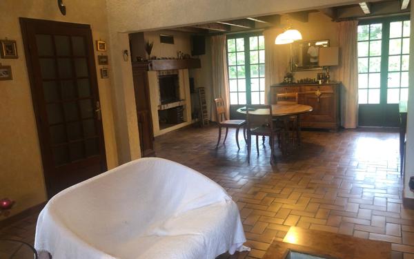 Maison à vendre    7 pièces •  Bram