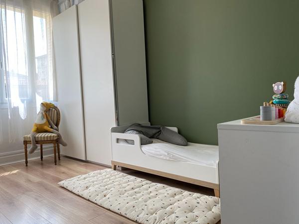 CENTRE VILLE V.HUGO T5 de 93 m² lumineux, proche gare, cave - garage en option