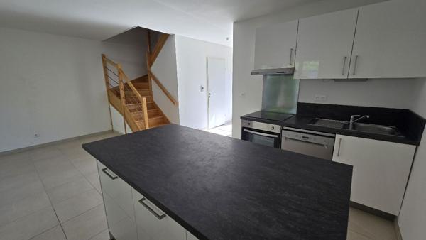 Maison T4 avec garage et jardin