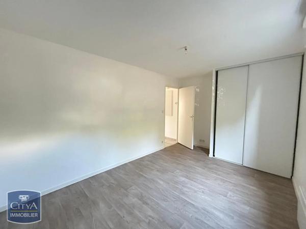 Appartement à louer 2 pièces 59.93m²