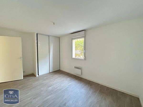 Appartement à louer 2 pièces 59.93m²