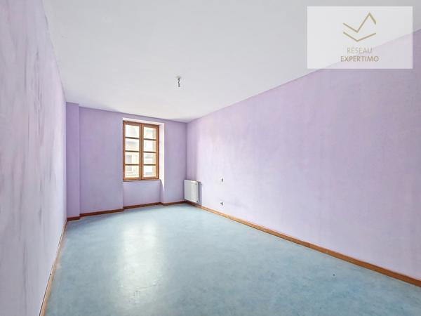 Cassagnes-Bégonhès (12120) RARE ! Micro-immeuble rentable à Cassagnes-Bégonhès – 230 m² – 3 logements