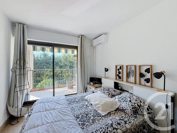 Appartement F3 à vendre  3 pièces - 75,70 m 2   MANDELIEU LA NAPOULE  - 06