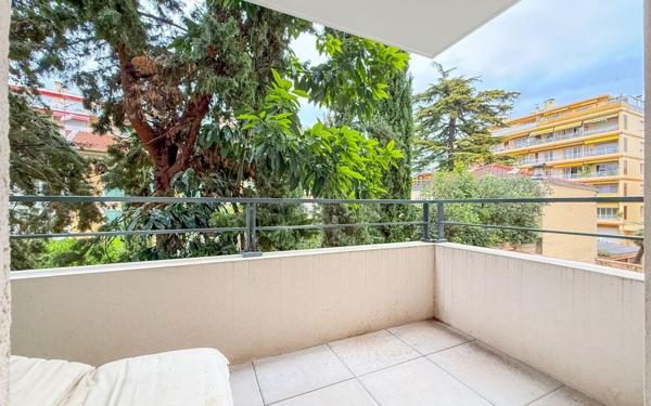 Appartement à vendre    3 pièces • 74,01 m2 Nice