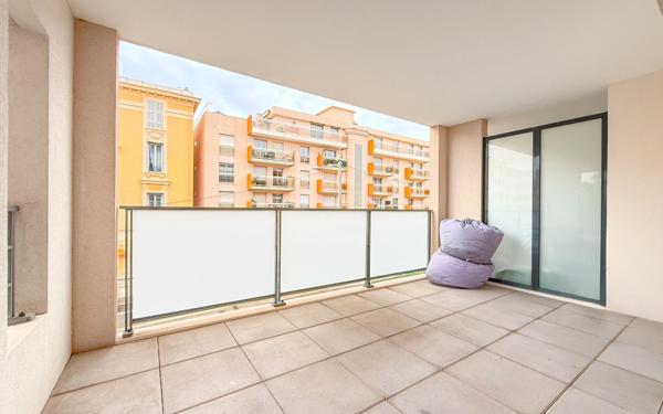 Appartement à vendre    3 pièces • 74,01 m2 Nice