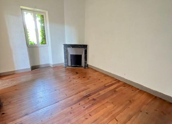 Appartement à louer  2 pièces • 45,70 m2 Aire-sur-l'Adour