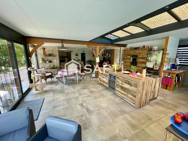 villa haut de gamme à 2 minutes d'Eauze, prestations de qualité, sur un terrain de 3 hectares