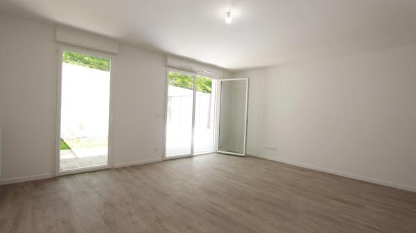 Grand studio de 41 m2 livré en 2024 avec terrasse et jardin
