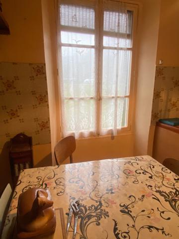 CORPS DE FERME, MAISON ET GRANGE