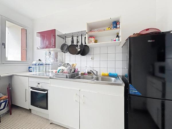 Vente                                                      Appartement
                        
                     1 pièces                      30 m2                     à Combs-la-Ville