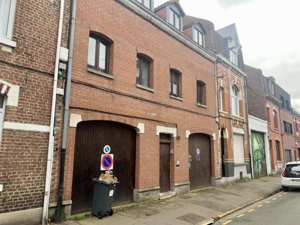 Immeuble à Vendre à LILLE 635000 € *