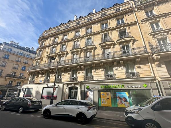F5 rue Poussin