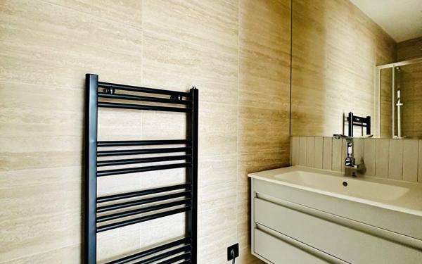 Appartement à louer    3 pièces • 63,70 m2 Saint-Maur-des-Fossés