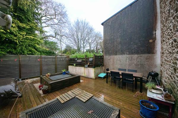 Immeuble 200 m² 2 etage(s)