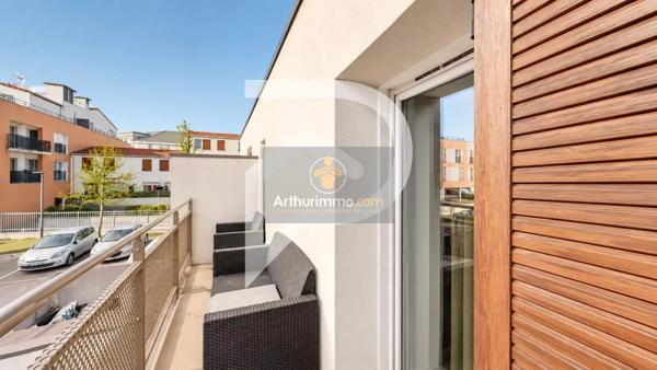 Vente                                                      Appartement
                        
                     3 pièces                      82 m2                     à Chanteloup-les-Vignes