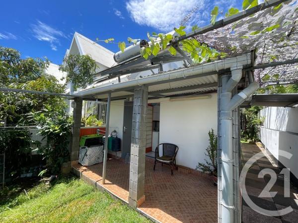 Maison à vendre  11 pièces - 184,99 m2 ST DENIS - 974