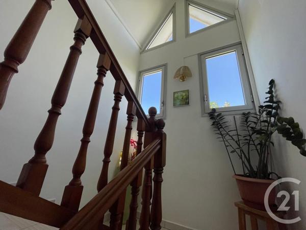 Maison à vendre  11 pièces - 184,99 m2 ST DENIS - 974