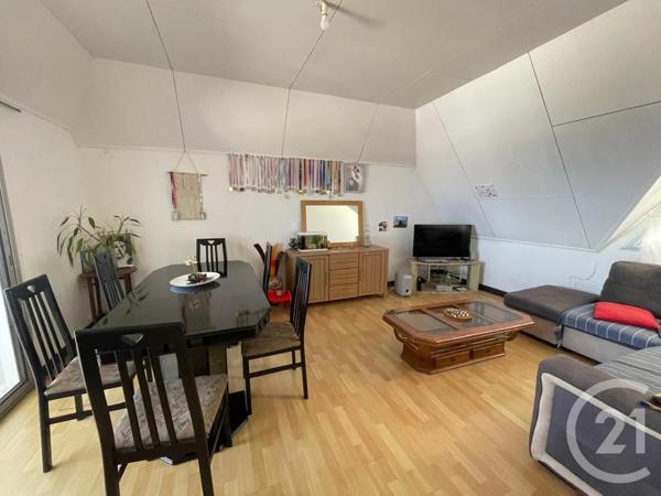 Maison à vendre  11 pièces - 184,99 m2 ST DENIS - 974