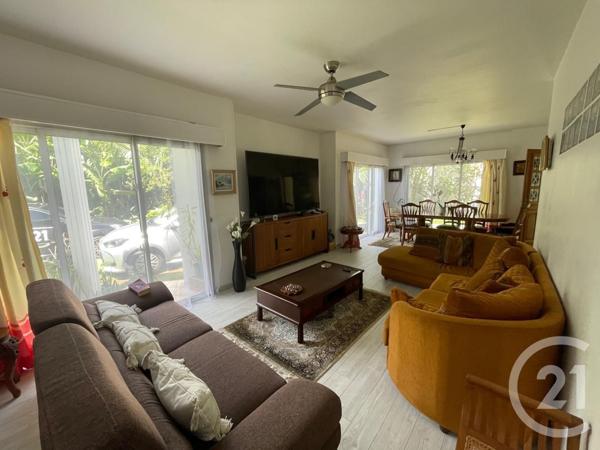 Maison à vendre  11 pièces - 184,99 m2 ST DENIS - 974