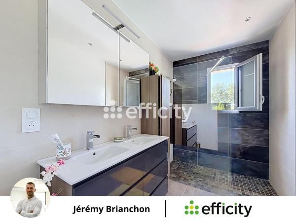 Maison
         5 pièces
        - 125 m² Bien prestige 610 000 € *