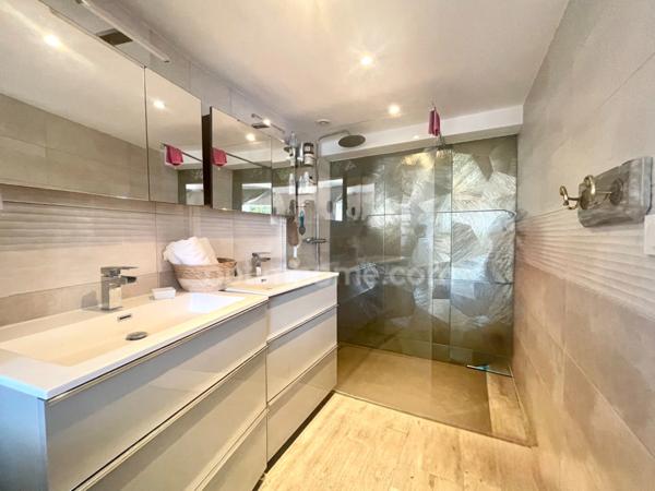 MAISON 5 PIÈCES AVEC GARAGE ET STUDIO INDÉPENDANT