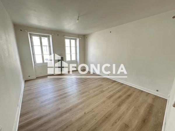 Location Studio 36.24 m² - 60 RUE GRIMAUX Rochefort 17300
