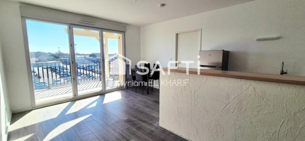 Parentis-en-Born  T2 avec balcon résidence récente